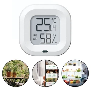 Smart Monitoring Device for Wine Cabinets Greenhouses and Indoor Spaces - Bild 1 von 8