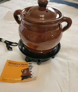 Vintage Maverick Electric Bean Pot  2 Quart Ceramic Slow Cooker Warmer Buffet  - Picture 1 of 11