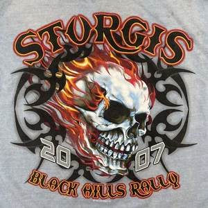 Camiseta Sturgis 2007 Flaming Skull Design Distressed 2XL Y2K Street Wear Moto - Imagen 1 de 18