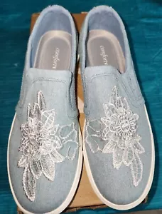Comfortview Women's Wide Width (The Skyla Slip On Sneaker) 7 Wide - Picture 1 of 10