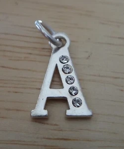 Dije alfabeto letra inicial A de plata esterlina 16x10 mm 5 cristales transparentes - Imagen 1 de 2
