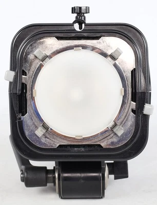 Paul C. Buff Einstein 640 WS Monolight (E640) with Accessories - Image 1 of 4
