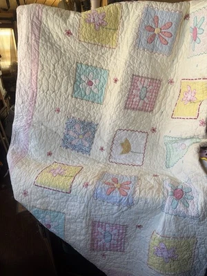 Pottery Barn Kids Girls Garden Butterfly Quilt Pink Ivory Twin - Image 1 of 4