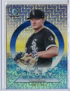 Bowman Chrome Mega Box Dawn of Glory Blue Refractors 2020 #DG12 Andrew Vaughn - Imagen 1 de 1