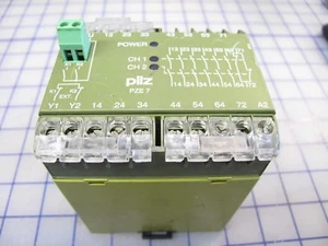 PILZ 120VAC SAFETY RELAY PZE 7 6S 1O - Picture 1 of 3