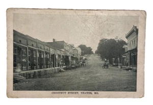 Main Street, stores, Chestnut Street, Thayer, MO Missouri Oregon County postcard - Foto 1 di 3