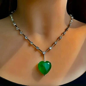 Collar Colgante Gran Corazón Verde Lleno de Oro Blanco 18 K Hecho con Cristal Swarovski - Imagen 1 de 12