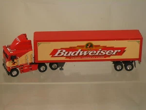 Seltene Budweiser/Freightliner 18-Rad & Schlafkabine von Matchbox neues Angebot - Bild 1 von 2
