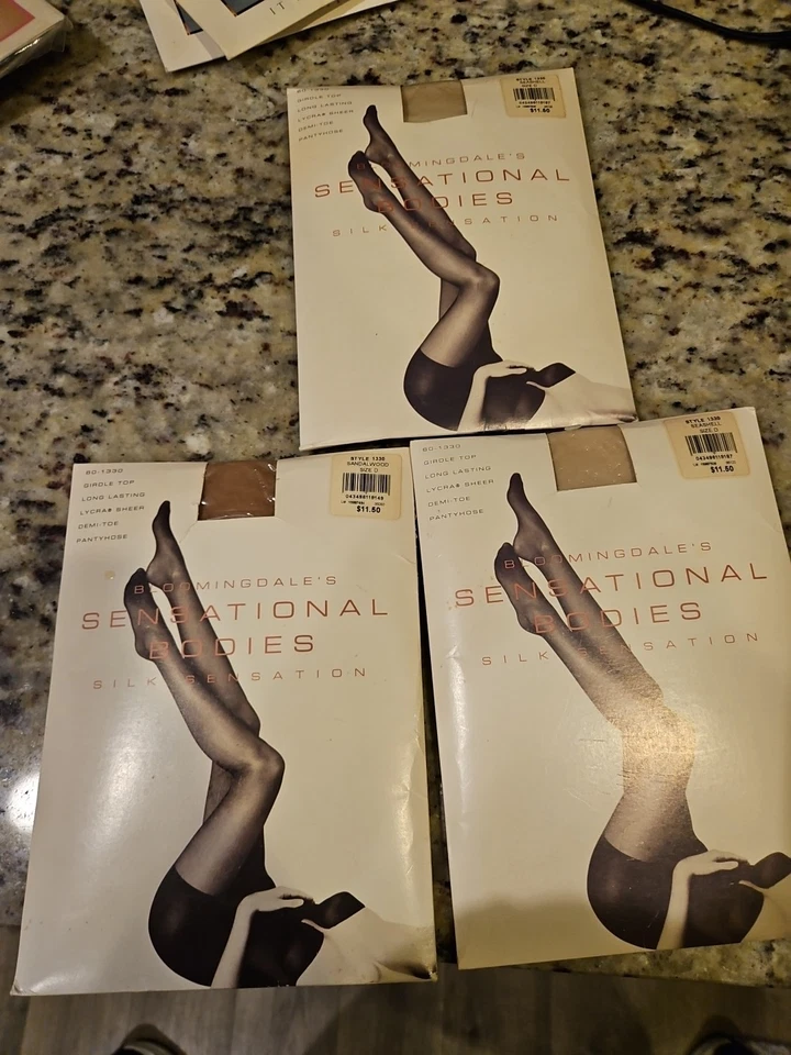 3 Pares PBloomingdale’s Silk Sensation Faja Top Demi Toe Talla D Seashell Nuevo de Lote Antiguo  Foto 1 de 4