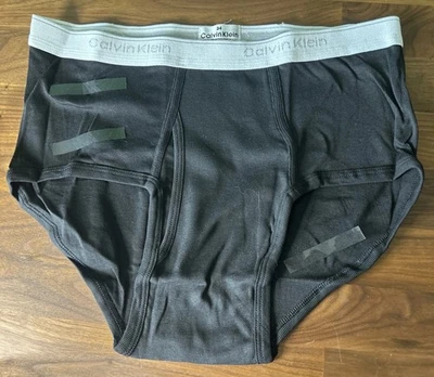 Calzoncillo de algodón negro de colección CALVIN KLEIN para hombre talla 34 años 90 NOS hecho en EE. UU. ajustado Foto 1 de 4