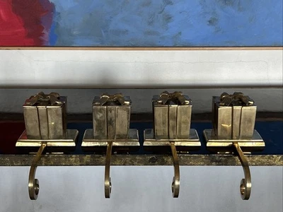 Conjunto de 4 caixas de presente 3D de latão/tampa suporte de meia braço longo pesado vintage - Imagem 1 de 4