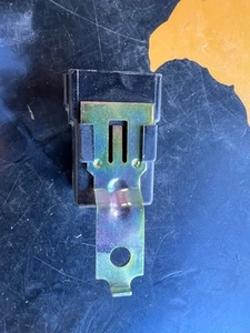 GM Ride Height Control Relay - Picture 1 of 4