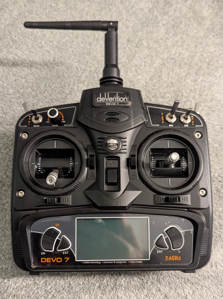 Walkera DEVO 7  Sender Fernsteuerung 7 Kanal - 2,4 Ghz - Bild 1 von 1