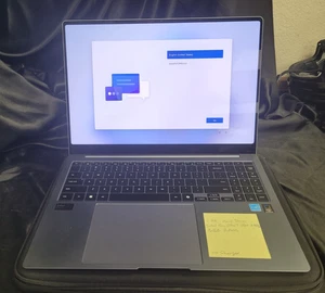 SAMSUNG 16 Galaxy Book4 Pro Laptop ~ Intel Core 7 Ultra ~ 16GB / 1TB ~ NP960XGK - Zdjęcie 1 z 5
