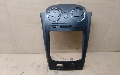 Chevrolet HHR LT 2007 bisel de control de temperatura de radio negro Foto 1 de 4