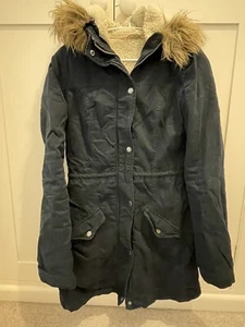 HOLLISTER Women’s/Girls’ Navy Parka Coat Faux Fur Sherpa Lined Size S/ UK 8 - Picture 1 of 5