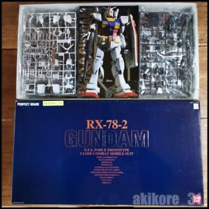 Mobile Suit Gundam RX-78-2 PG 1/60 Perfect Grade BANDAI Plastic Model Kit