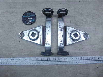 1982 Suzuki GS850G GS850 S20943) conjunto de montagem de farol dianteiro cromado orelhas garfo - Imagem 1 de 4