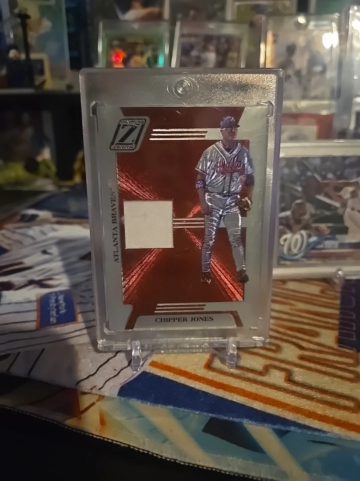 Camiseta Donruss Zenith Chipper Jones 2005 reliquia (sin revista) Foto 1 de 2