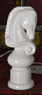 FAB СЕРЕДИНЫ ВЕКА СОВРЕМЕННЫЙ ЛОШАДЬ РЫЦАРЬ ШАХМАТНАЯ ФИГУРА НАСТОЛЬНАЯ ЛАМПА ПОТРЕСКАВШАЯСЯ ОТДЕЛКА #2 - Изображение 1 из 4