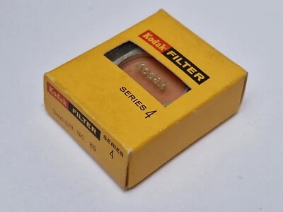 Kodak Series IV 4 Daylight No.85 Drop-in Filter With Case, Box & Info Sheet - Image 1 of 4