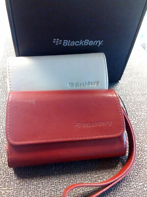 FUNDA + CORREA DE CUERO BLACKBERRY ORIGINAL 9900 9630 9650 compatible con muchos modelos Foto 1 de 2