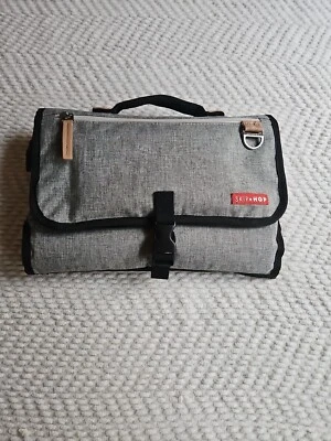 SKIP HOP Baby Portable Diaper Changing Pad Mat  heather gray w/ Wipable Mat. - Image 1 of 4