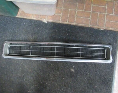 AMC RAMBLER 1967 parrilla rebel ¡Nuevo en caja bonito! Foto 1 de 3