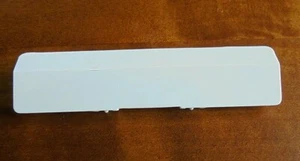 NINTENDO WII Wii CONSOLE MEMORY PORT COVER 1 PIECE WHITE NEW & UNUSED - Picture 1 of 2