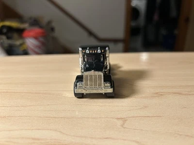 Hot Wheels Smokey And The Bandit Kenworth W900 Real Riders Loose - Image 1 of 4