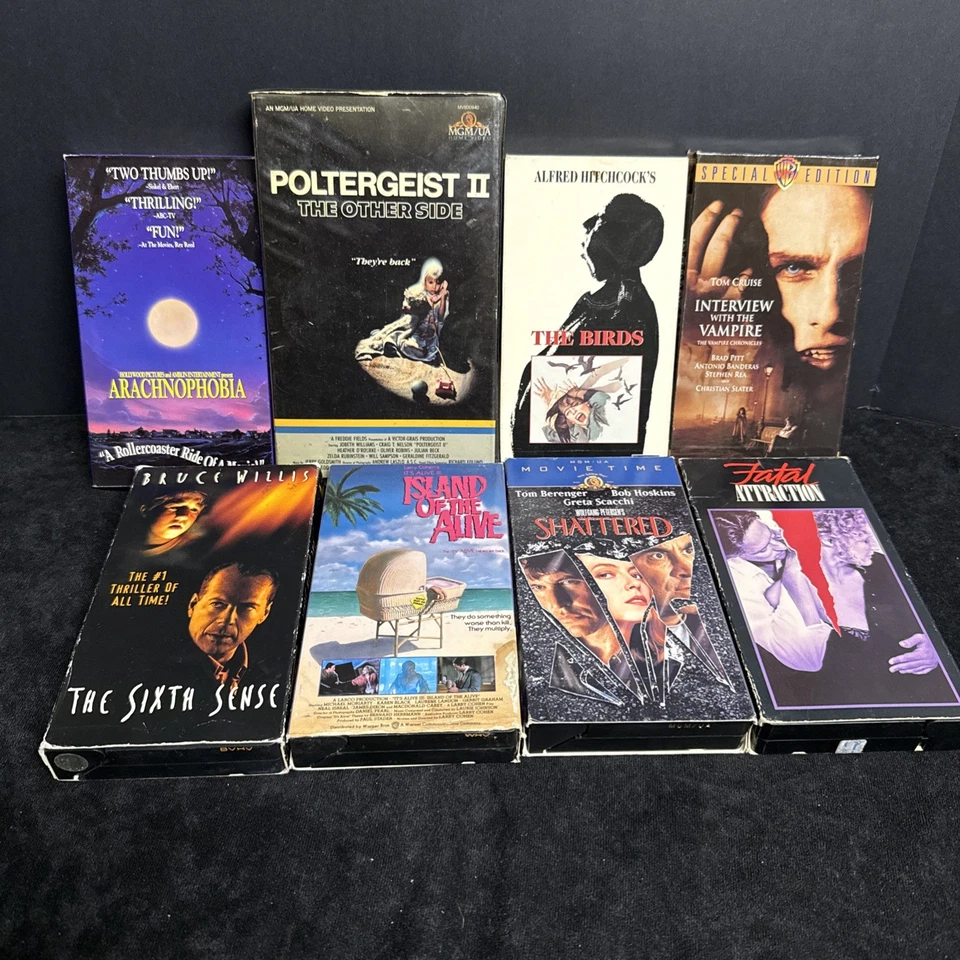 Halloween Horror Thriller Si Fi Movie Lot Of 8 VHS 🪦💀,  Poltergeist, The Birds Foto 1 de 4
