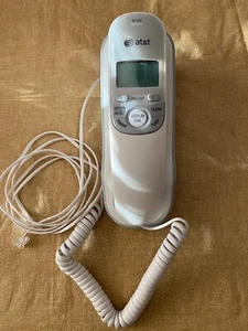 AT&T TR1909 Single Line Corded Phone White! - Zdjęcie 1 z 2