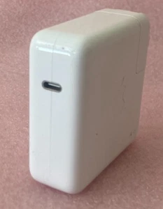 Adaptador de corriente USB-C Apple 61W A1718 MacBook Pro 13 15 16" 2018-2020 Air 13" - Imagen 1 de 4