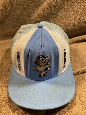 Gorra de camionero vintage años 80 AJD a rayas UNC Tarheels SnapBack hecha en EE. UU. Foto 1 de 4
