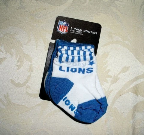 3 Pair Detriot Lions Booties ~ 0-6 Months Cover