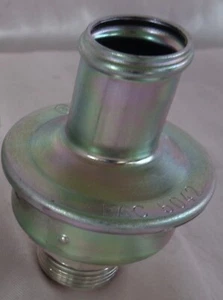 NEW DENSO MERCEDES 560 SEC SECONDARY AIR INJECTION CHECK VALVE 0001407860 - Bild 1 von 1