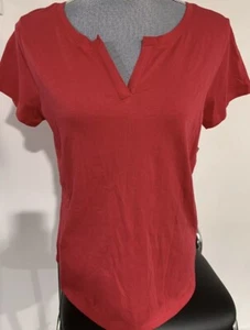 New York & Company women's hot pink v-neck t-shirt size S - Picture 1 of 6