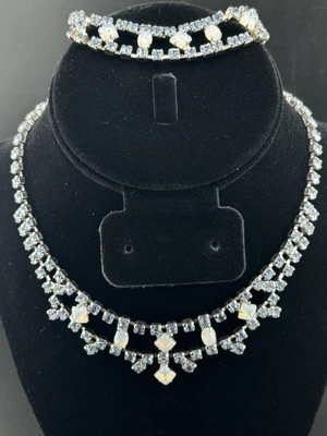 Juego de collar y pulsera de diamantes de imitación de color azul claro y ópalo Foto 1 de 4