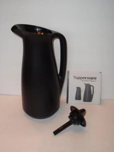 New Tupperware ThermoTup 1L Pitcher Keep Coffee Tea Hot Rare Host Award Black - Picture 1 of 5