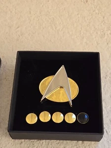 Star Trek Next Generation Badge & Pips Set - Bild 1 von 3