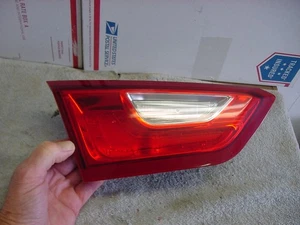 Luz trasera izquierda interior izquierda lado conductor Chevrolet Malibu 2016-2024 OEM - Imagen 1 de 6