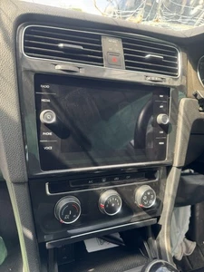 VW GOLF MK7.5 SAT NAV MULTIMEDIA TOUCH SCREEN 8” HEAD UNIT 5G6919605B 2017-2020 - Picture 1 of 4