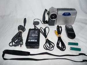 Sharp VL-AH151 VL-AH151U HI8 HI 8 8mm Video8 Camcorder VCR Player Video Transfer - Picture 1 of 7