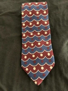 Woodward - 100% silk USA Geometric design tones of blue, wine,crème - Picture 1 of 4