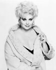 Delta Burke Sexy Pose Showing Cleavage With Blonde Hair 8X10 Photo