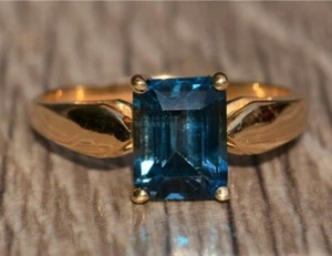 3Ct Emerald Cut Simulated Blue Topaz Women's Solitaire Ring 925 Silver - Picture 1 of 7