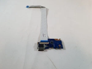 HP Pavilion 15-250 g7 - USB & SD card reader board & ribbon  - B569 - Picture 1 of 2