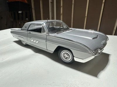 Anson 1963 Ford Thunderbird 1:18 Silver Limited Edition 1 Of 5000 RARE used.  - Image 1 of 4