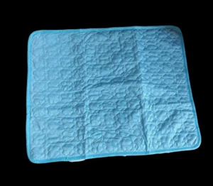 PET COOLING MAT Non-Toxic Cool Pad MEDIUM Dog Cat Summer Sleeping Bed WASHABLE - Picture 1 of 24