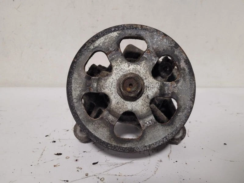 Bomba de dirección asistida Honda Civic 1992-1995 Foto 1 de 2